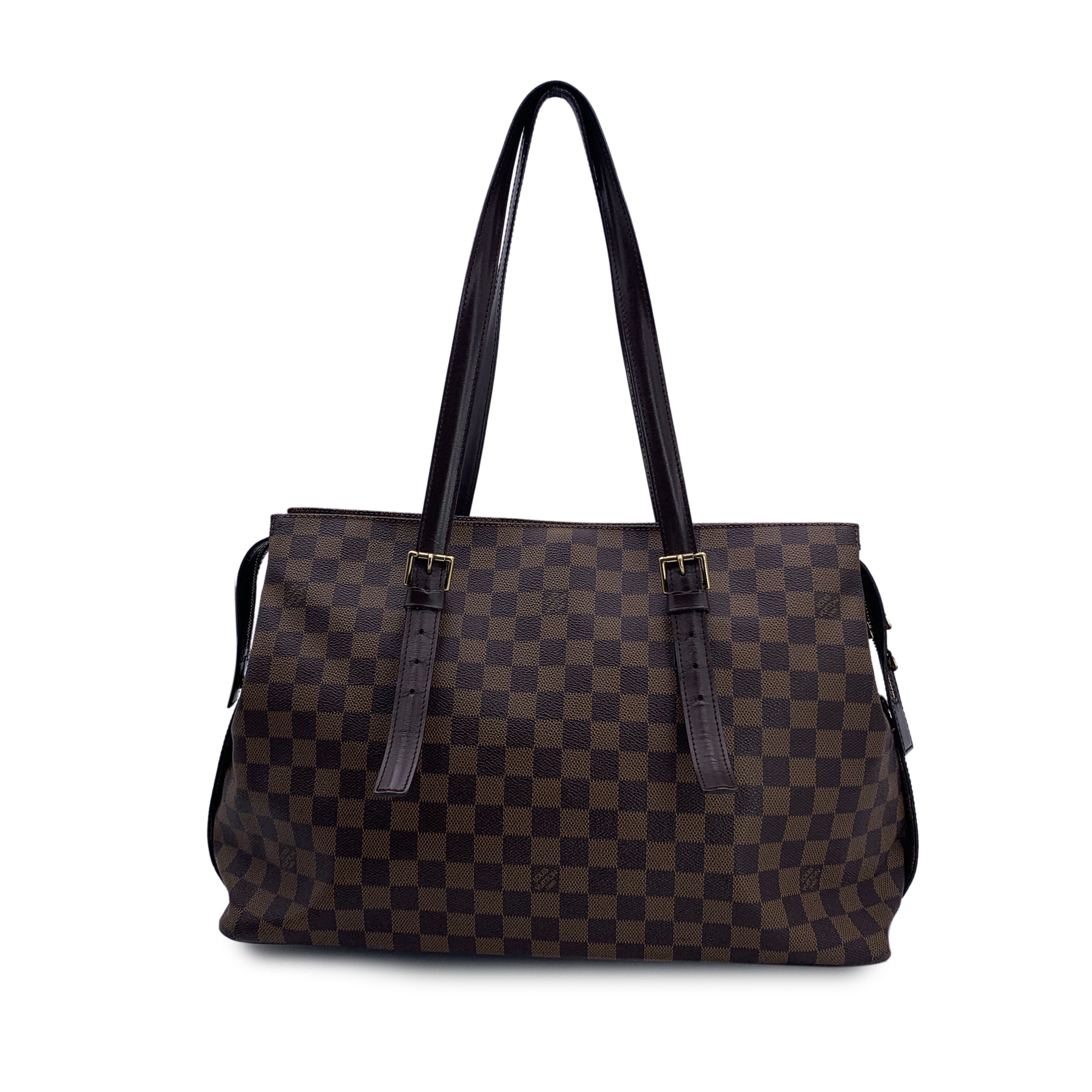 LOUIS VUITTON Totes Chelsea