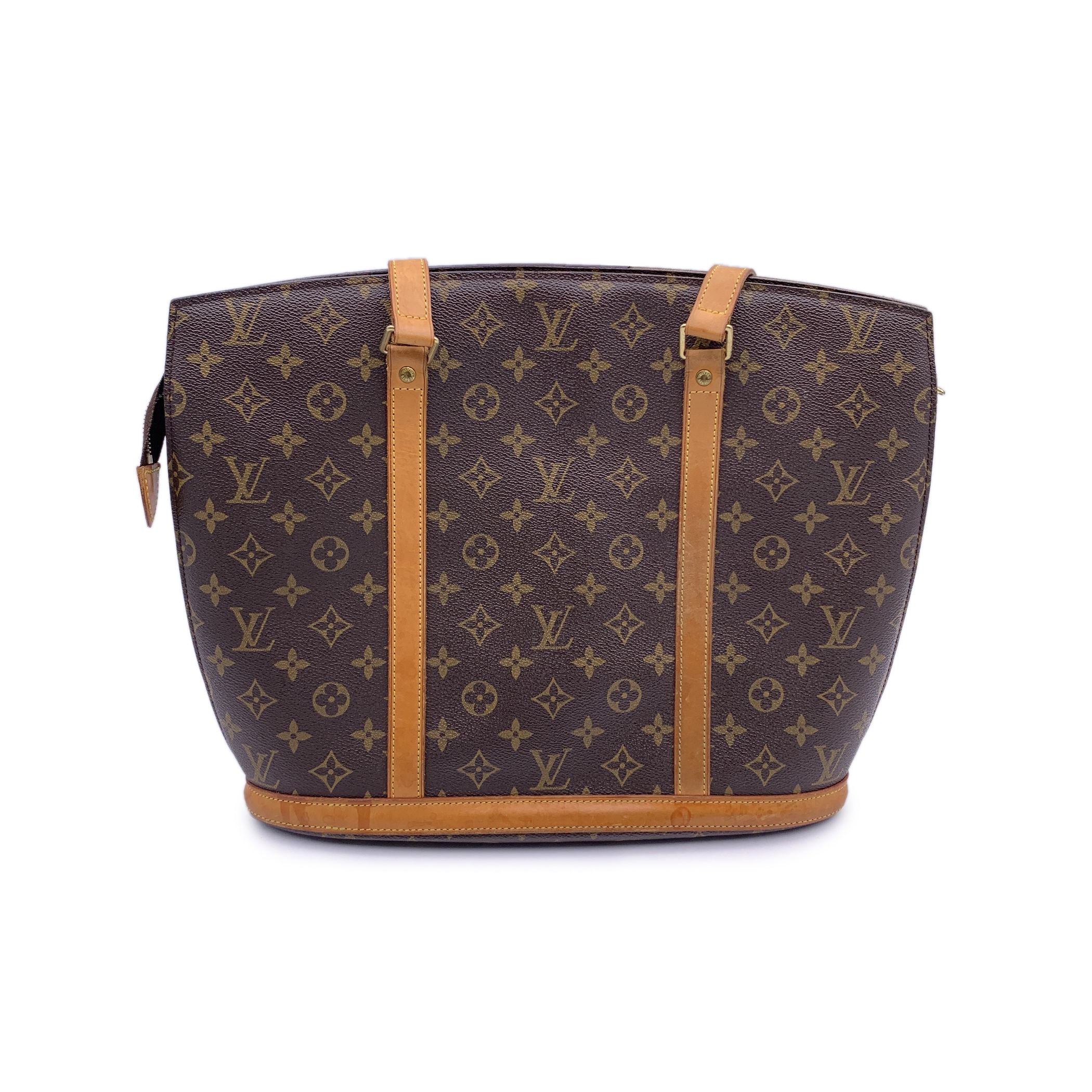 LOUIS VUITTON Totes Babylone