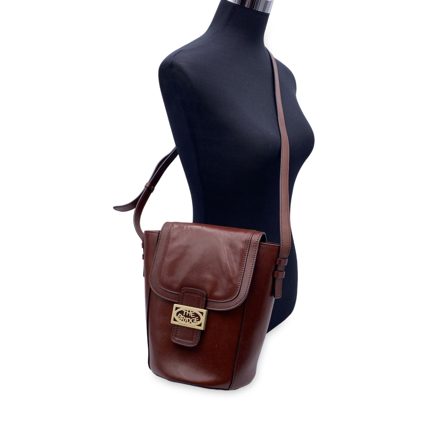 THE BRIDGE Shoulder Bags