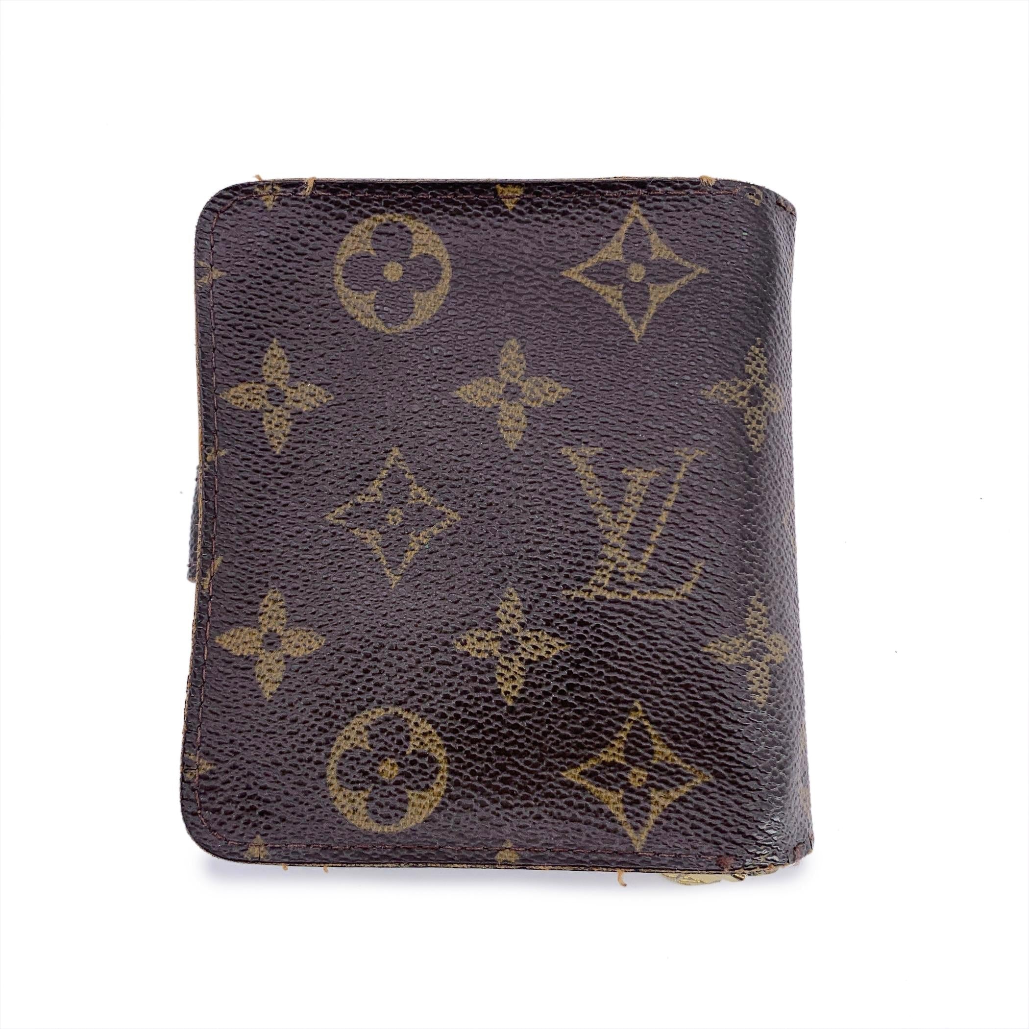 LOUIS VUITTON Wallets