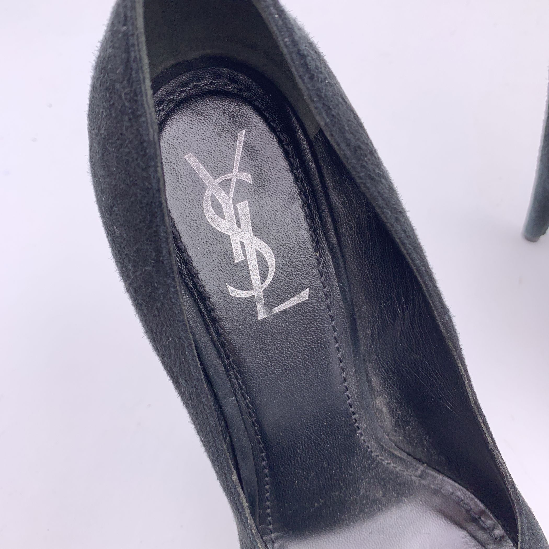 YVES SAINT LAURENT Heels