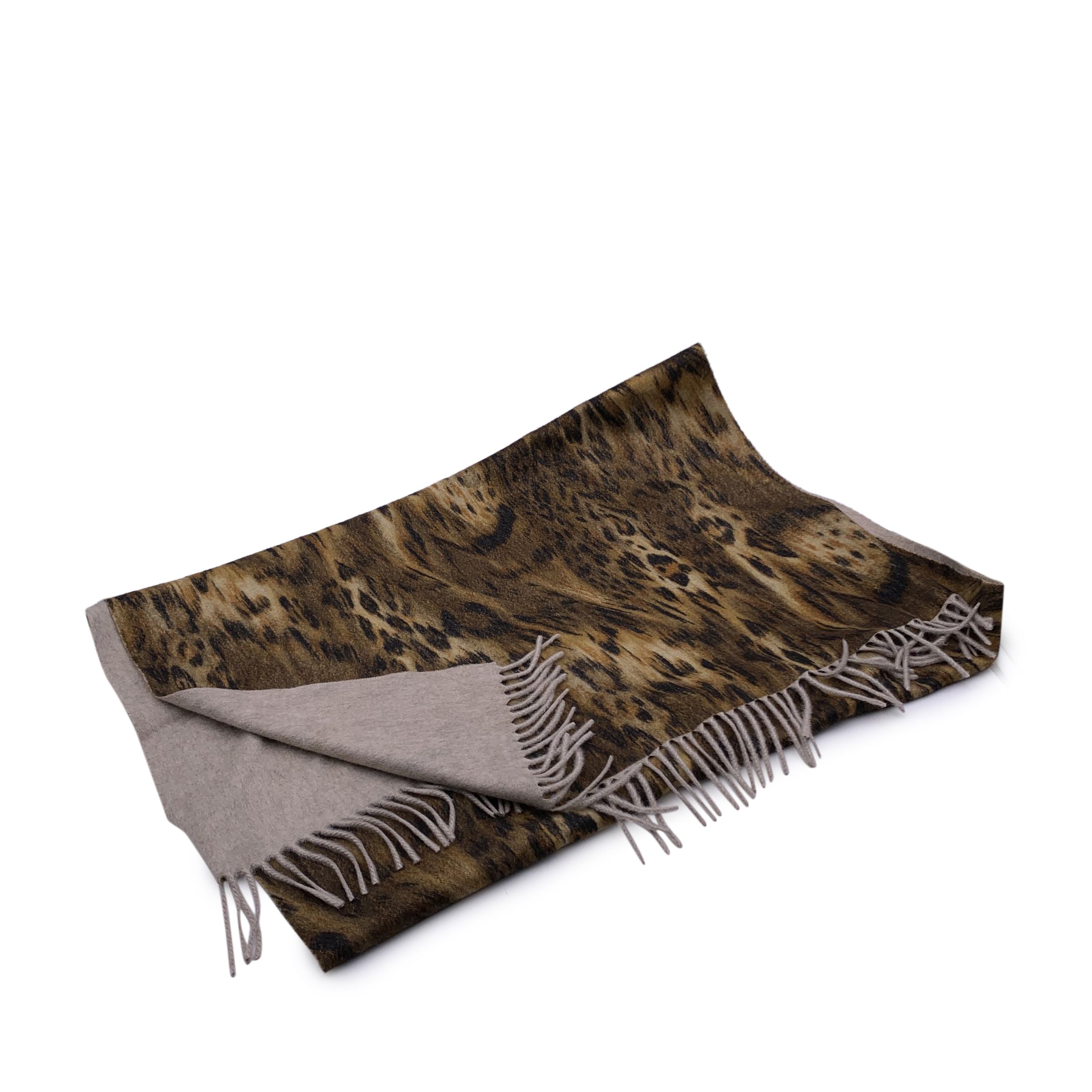 LORO PIANA Scarves