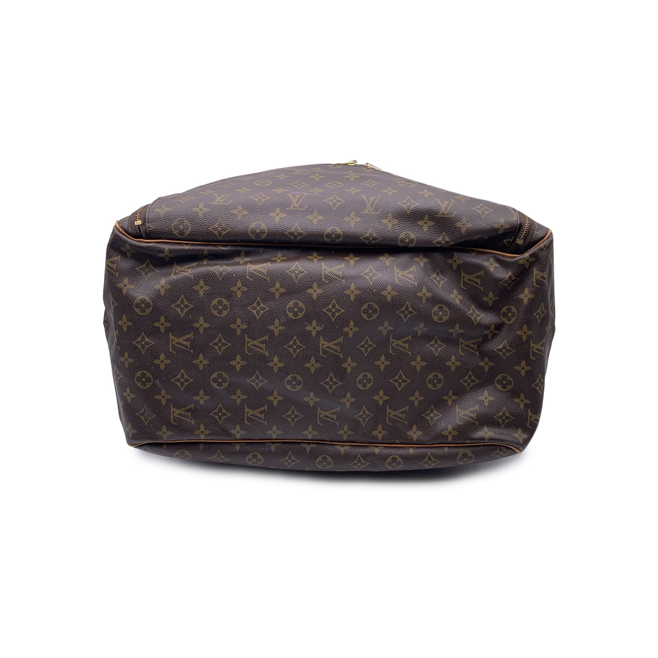 LOUIS VUITTON Luggage Evasion