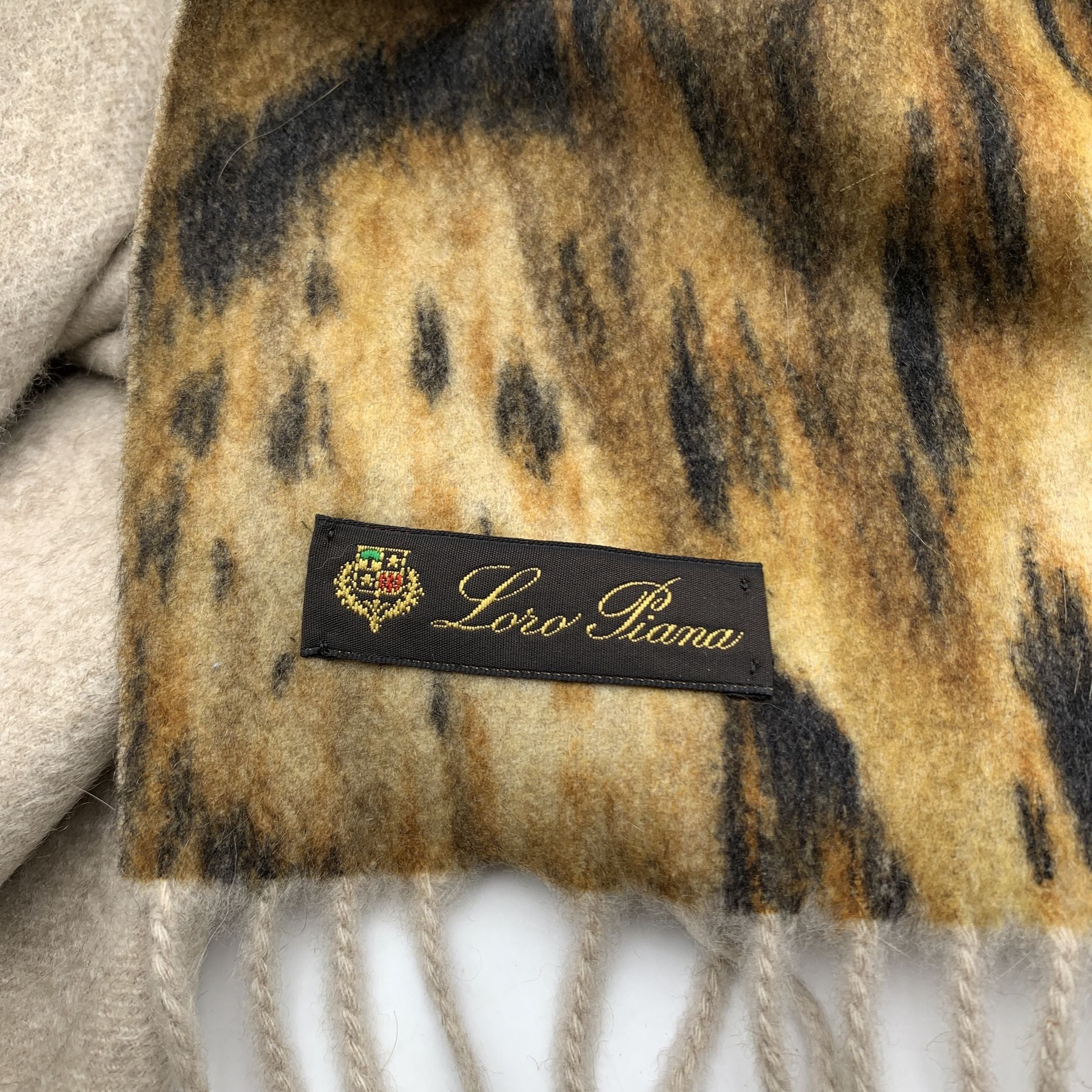 LORO PIANA Scarves