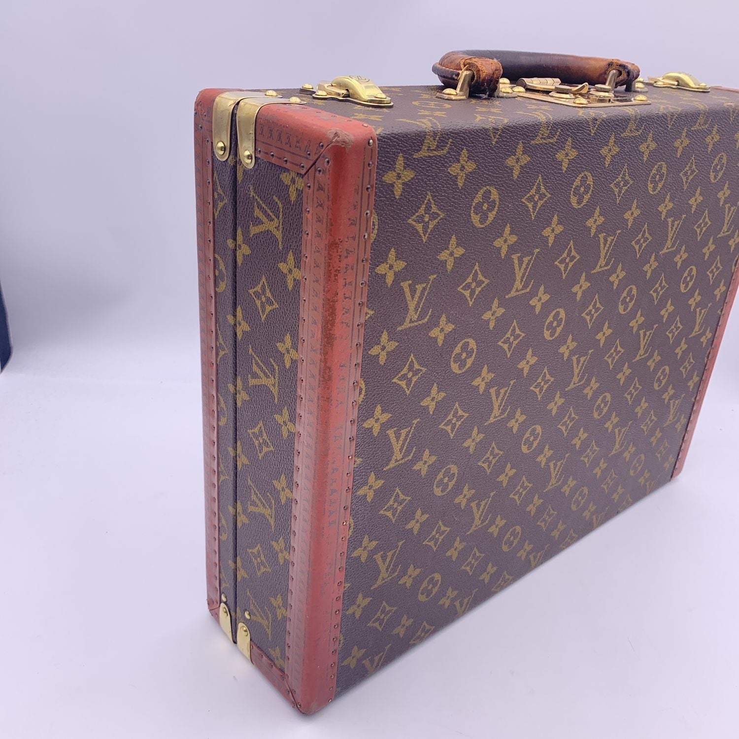 LOUIS VUITTON Briefcases