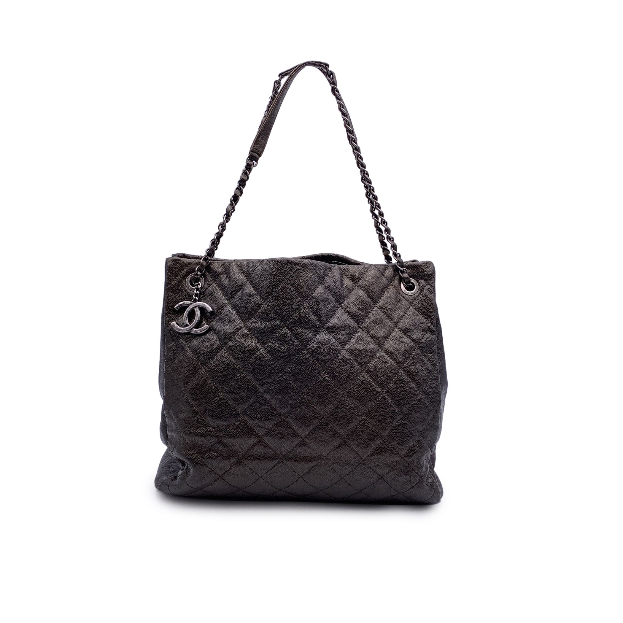 CHANEL Totes Classic CC Shopping