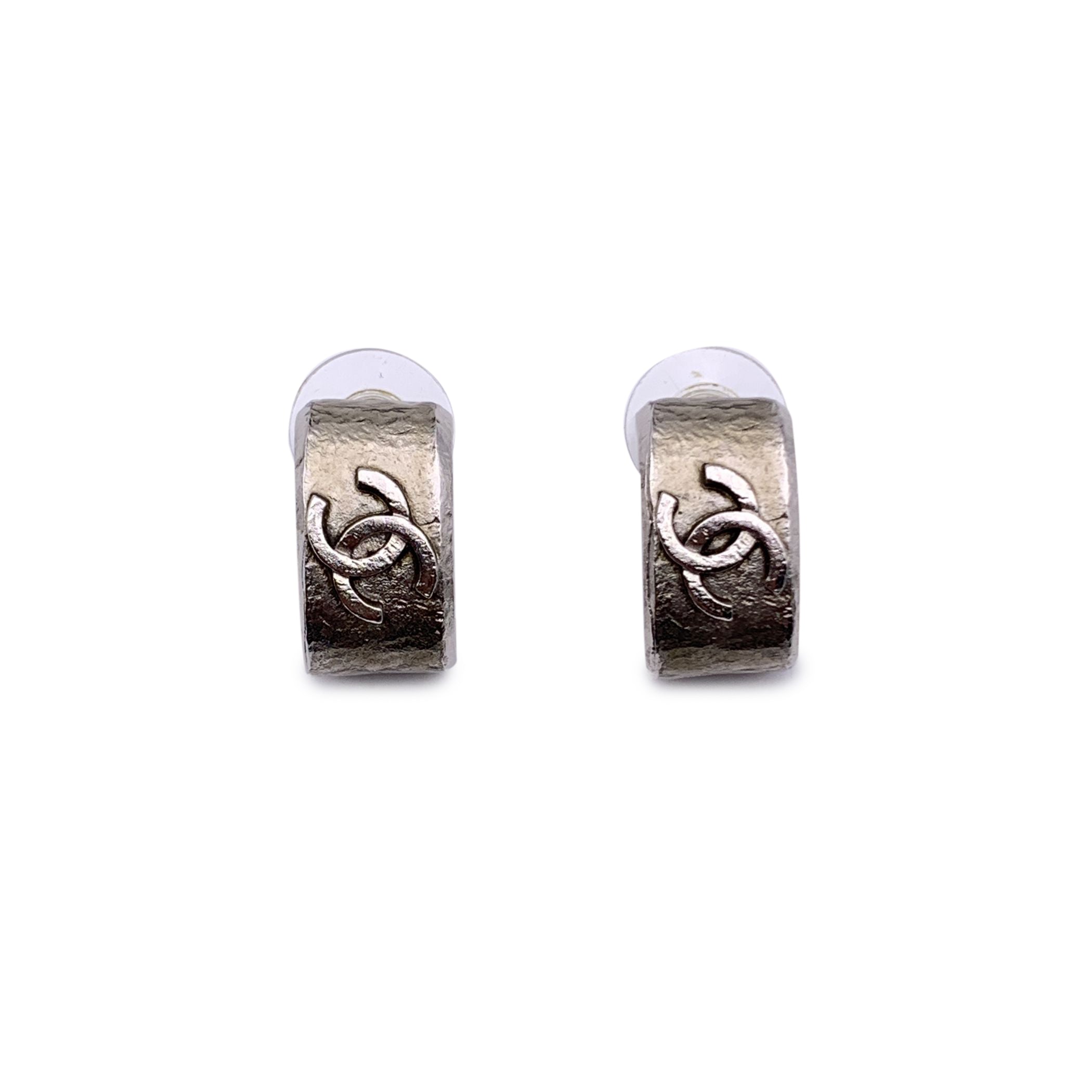 CHANEL Earrings -