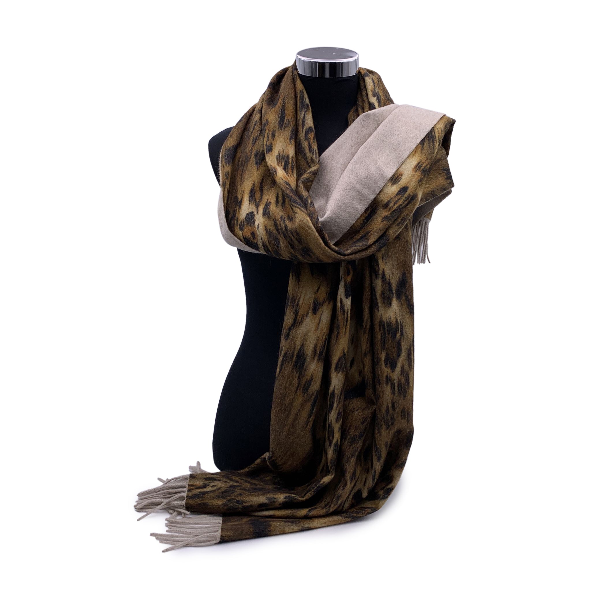 LORO PIANA Scarves