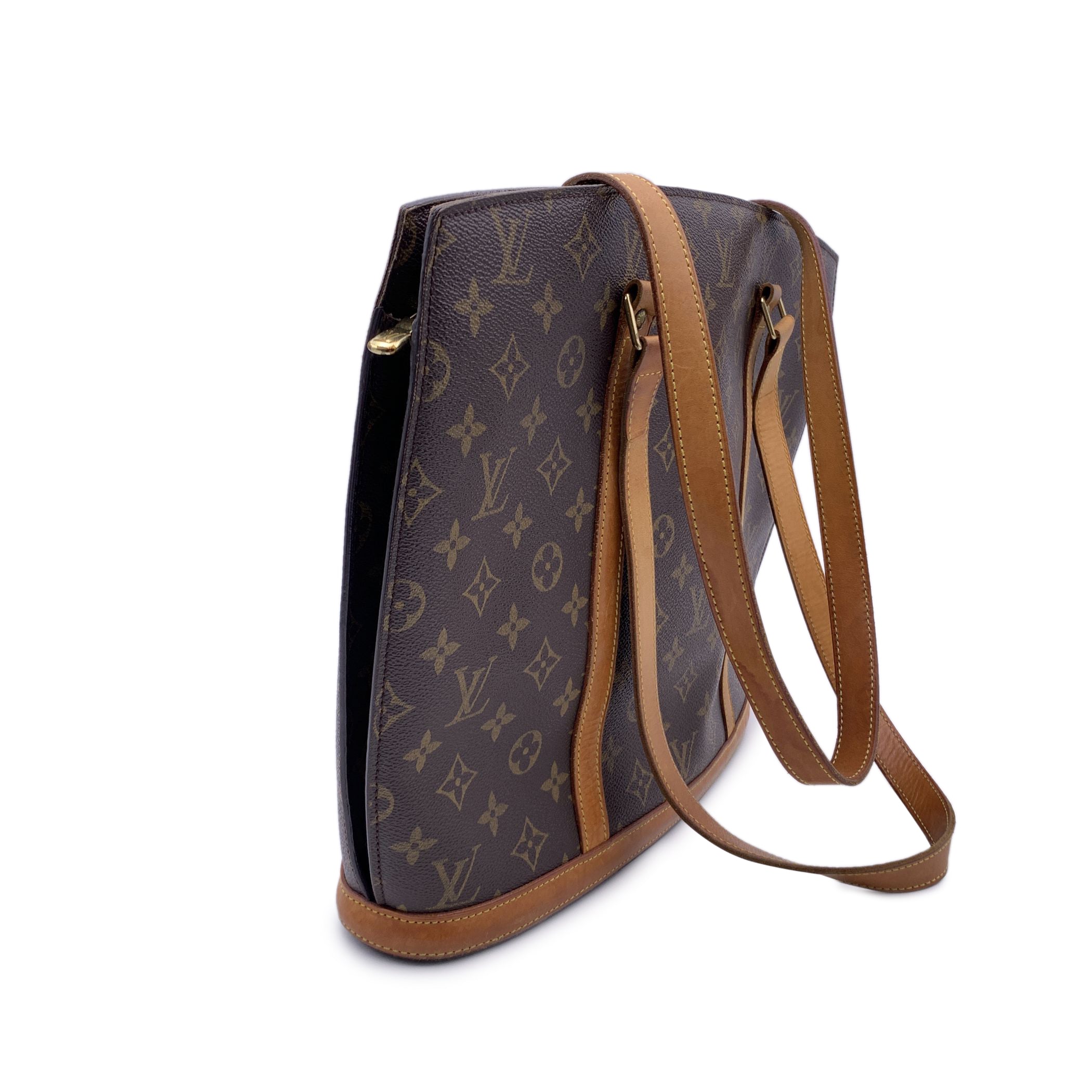 LOUIS VUITTON Totes Babylone