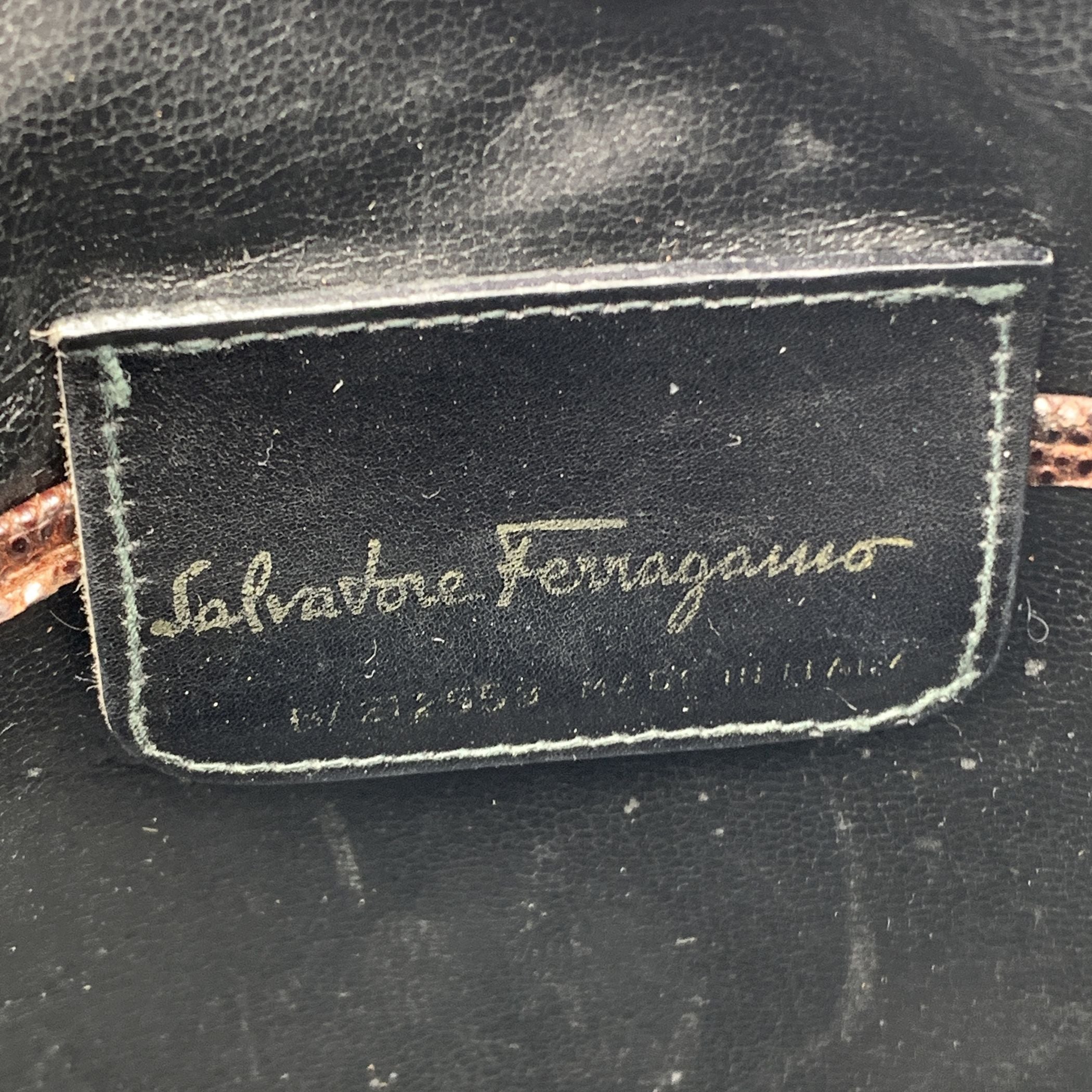 SALVATORE FERRAGAMO Shoulder Bags Vara